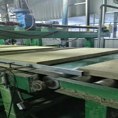 外墻巖棉板選購指南 供應商、鋁箔貼面與憎水板批發全解析